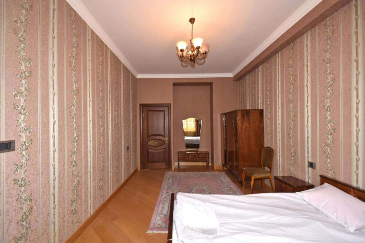 Rent Inn Yerevan On Buzand Street Extérieur photo